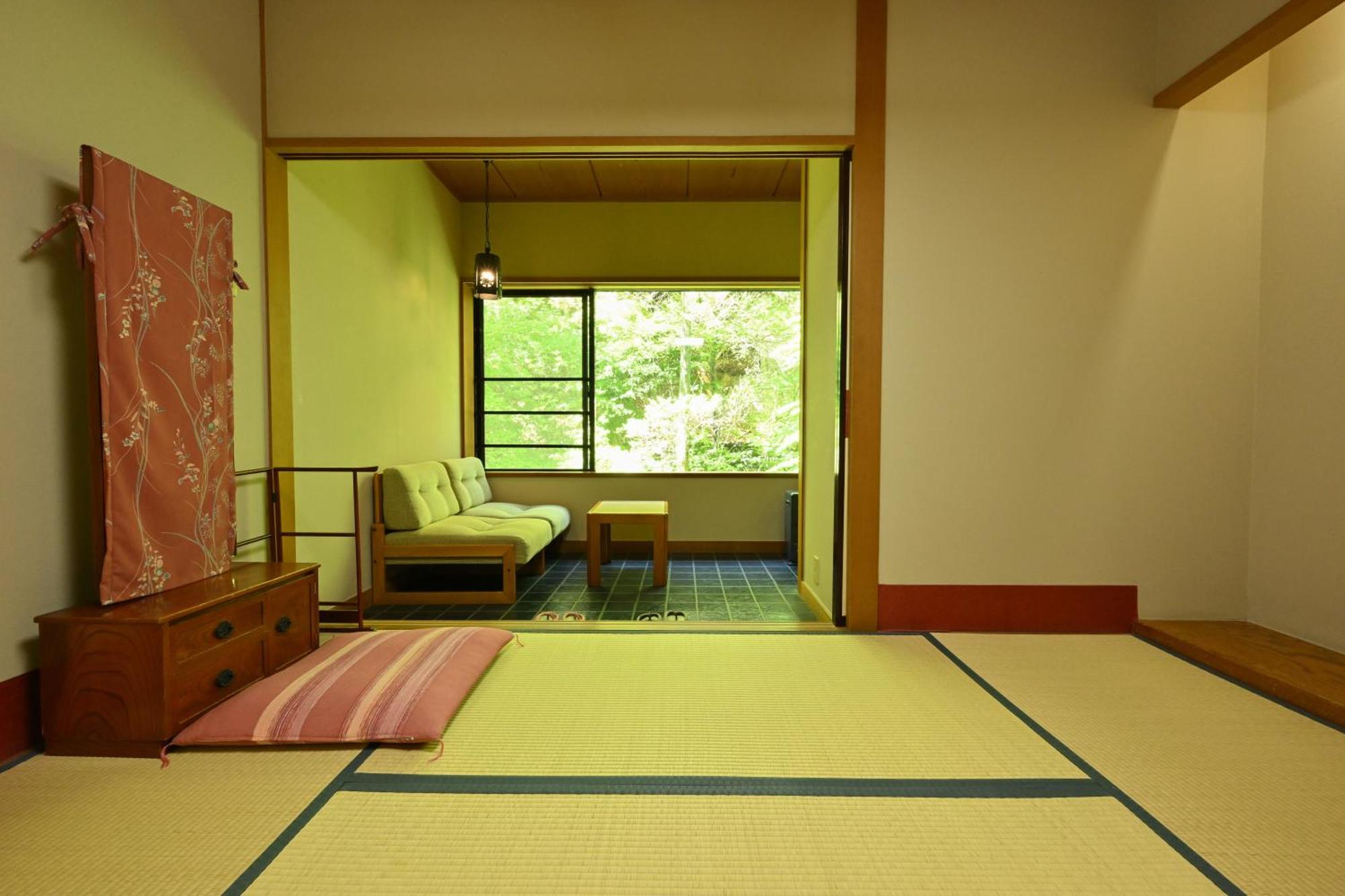 Osakaya Ryokan Kuszacu Kültér fotó